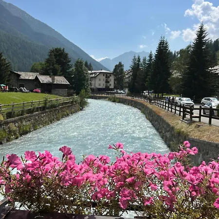 Petite Maison Du Coeur - Spa, Gym E Aree Relax * Champoluc
